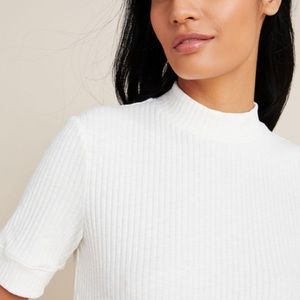 Ribbed mock neck tee
